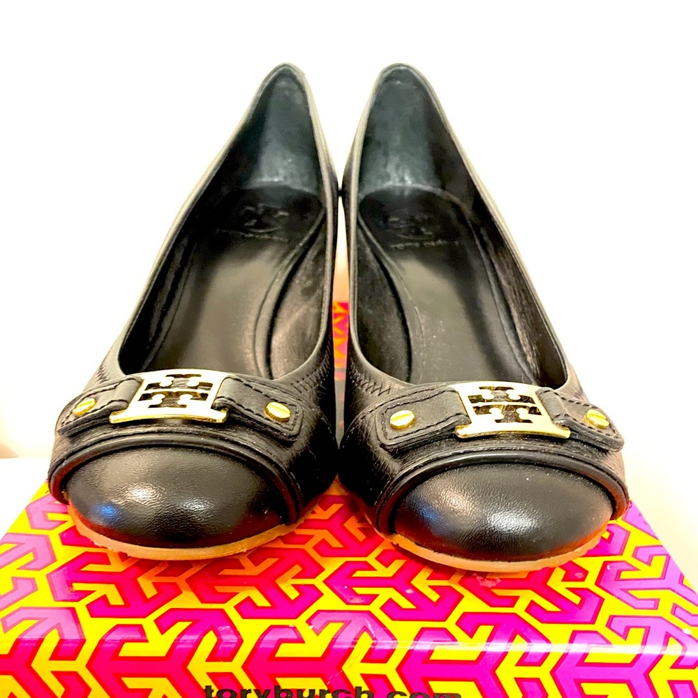 Tory Burch Natalya mid wedge heels black leather with gold tone logo